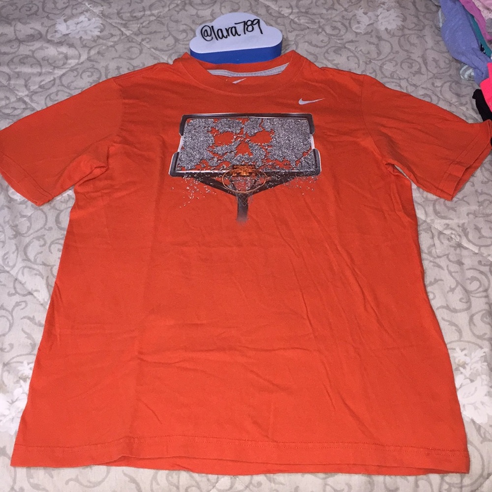 Kids Nike Tee